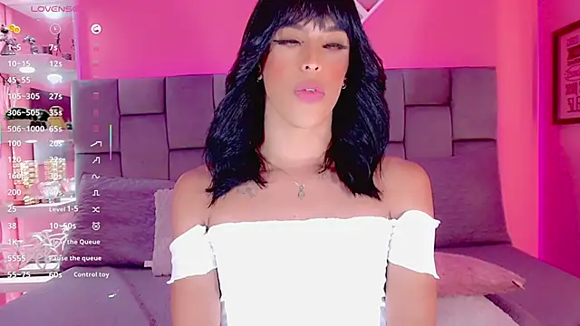 Snapshot of AlanaBekeer chatting on March 10, 2025, 11:49 pm AlanaBekeer online show from March 10, 2025, 11:49 pm