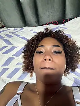 Snapshot of Lya-Kasandra chatting on February 27, 2025, 2:57 am Lya-Kasandra online show from February 27, 2025, 2:57 am