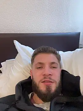 jimmyy  online show from February 1, 2026, 2:15 pm