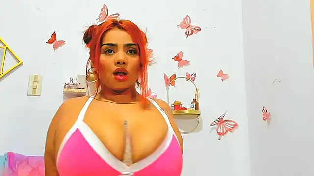 AnahiSmitth online show from September 27, 2025, 8:04 pm