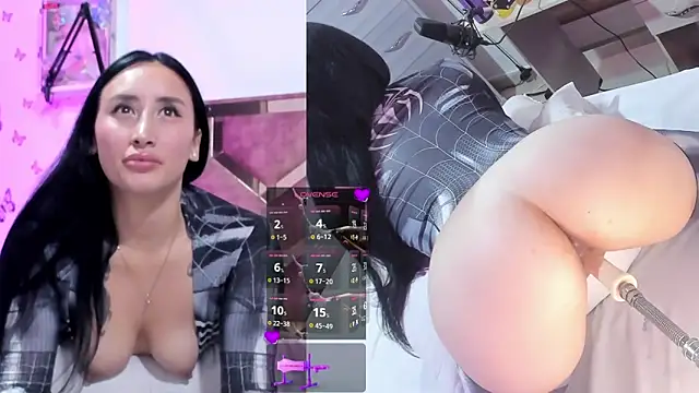 lili moonn online show from April 16, 2026, 11:07 pm