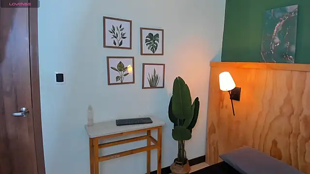 jacob-coper online show from September 15, 2025, 3:07 am