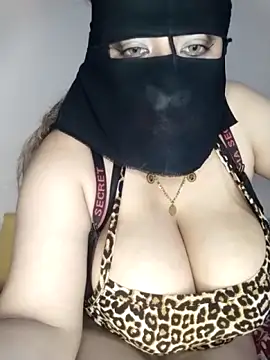 Rihaamm online show from October 16, 2025, 10:40 pm