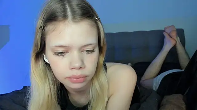 chansetolove online show from March 12, 2025, 9:23 am