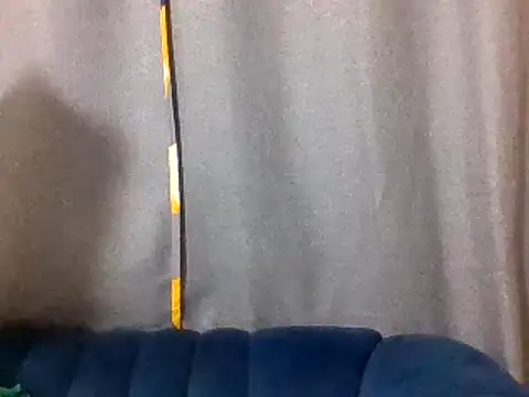 Snapshot of Destiny_Desire chatting on March 17, 2025, 6:42 pm Destiny Desire online show from March 17, 2025, 6:42 pm