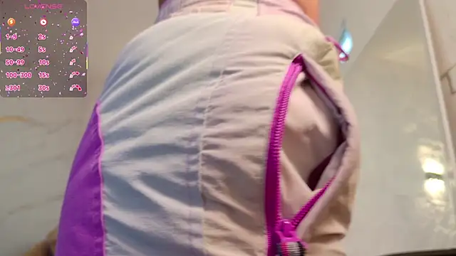 zorravioletta1 online show from January 9, 2026, 11:50 am