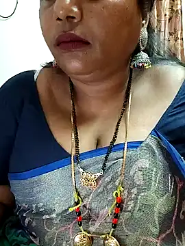 Snapshot of Swapna_143 chatting on December 24, 2024, 4:30 pm Swapna 143 online show from December 24, 2024, 4:30 pm