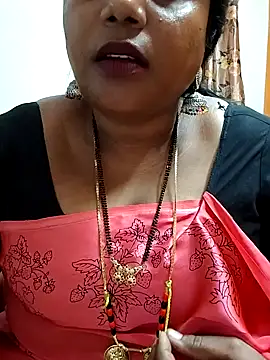 Snapshot of Swapna_143 chatting on December 23, 2024, 4:39 pm Swapna 143 online show from December 23, 2024, 4:39 pm