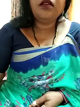 Snapshot of Swapna_143 chatting on December 24, 2024, 2:54 am Swapna 143 online show from December 24, 2024, 2:54 am