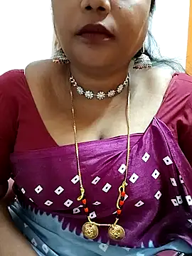 Snapshot of Swapna_143 chatting on December 25, 2024, 2:57 am Swapna 143 online show from December 25, 2024, 2:57 am