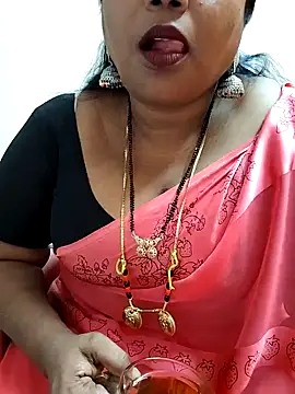Snapshot of Swapna_143 chatting on December 23, 2024, 2:24 am Swapna 143 online show from December 23, 2024, 2:24 am