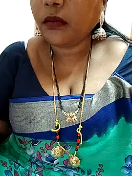 Snapshot of Swapna_143 chatting on December 24, 2024, 6:00 am Swapna 143 online show from December 24, 2024, 6:00 am