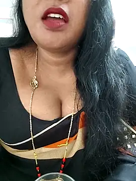Snapshot of Swapna_143 chatting on September 13, 2025, 3:06 am Swapna 143 online show from September 13, 2025, 3:06 am
