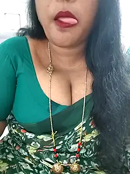 Snapshot of Swapna_143 chatting on September 14, 2025, 2:56 am Swapna 143 online show from September 14, 2025, 2:56 am