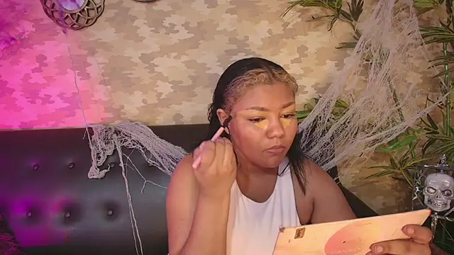 cherry chel online show from October 26, 2025, 3:34 pm