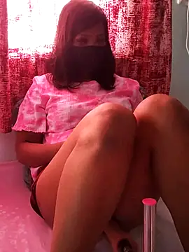 juhicpl143 online show from February 7, 2026, 9:39 am