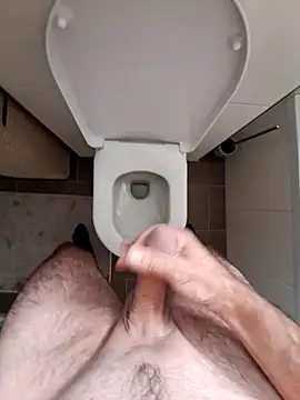 oldermanforwomen online show from September 23, 2025, 12:56 pm