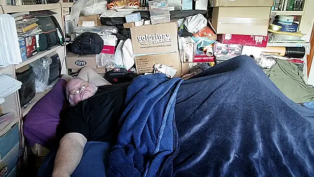 hadeszeuss2 online show from March 29, 2026, 3:13 pm