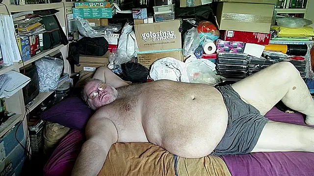 hadeszeuss2 online show from October 14, 2025, 2:07 pm