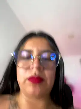 Devilsweet17 online show from December 1, 2025, 12:44 am