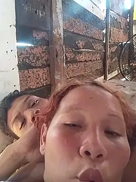 daniel traviexxxo online show from November 23, 2025, 5:23 pm