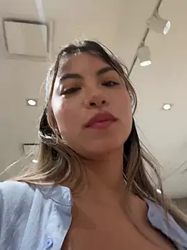 Snapshot of Karen_San_Miguel chatting on February 27, 2025, 6:42 pm Karen San Miguel online show from February 27, 2025, 6:42 pm