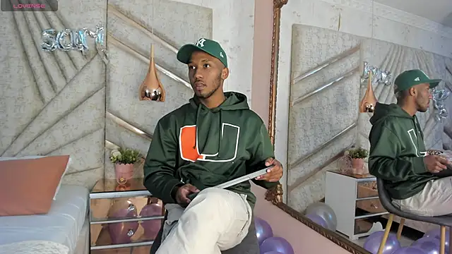 JamesParck online show from February 19, 2025, 12:11 pm