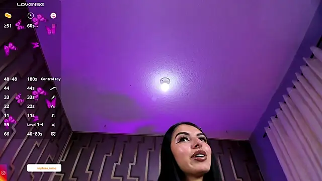 Deni rose online show from November 7, 2025, 7:29 pm