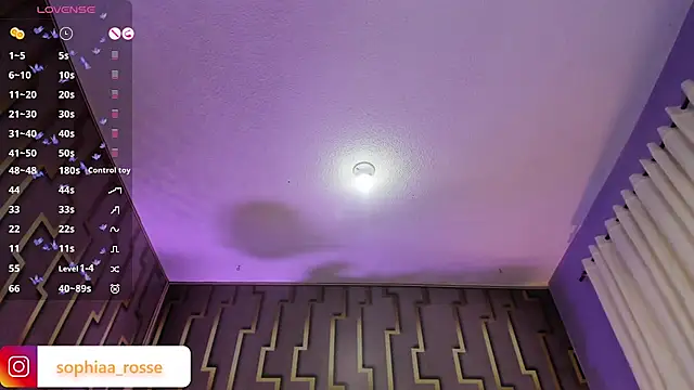 Deni rose online show from October 28, 2025, 7:57 pm