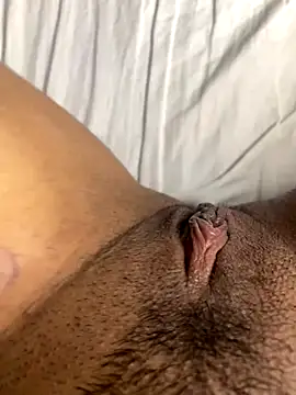 lili fire69 online show from November 16, 2025, 11:41 pm