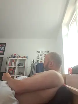 ShyBoy1982 online show from September 23, 2025, 11:39 am