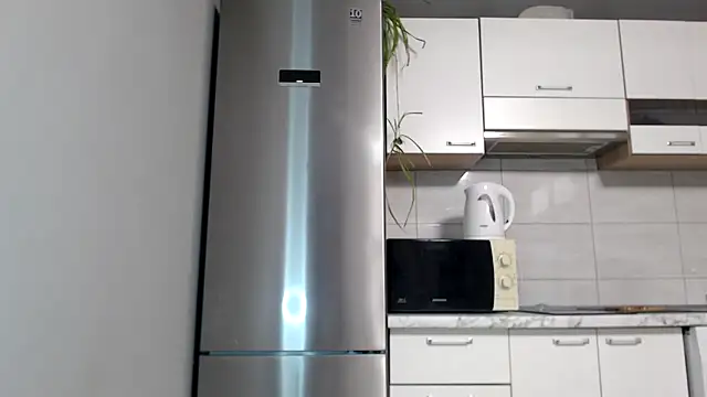 SierraSky  online show from February 24, 2026, 6:20 pm