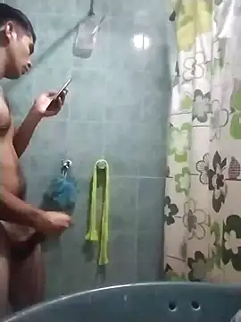 jperezofficial1 online show from December 13, 2024, 3:21 pm