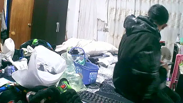 jperezofficial1 online show from September 18, 2025, 7:22 am