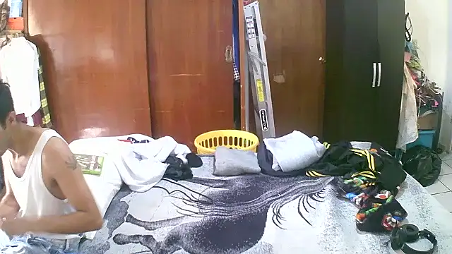 jperezofficial1 online show from September 29, 2025, 4:34 pm