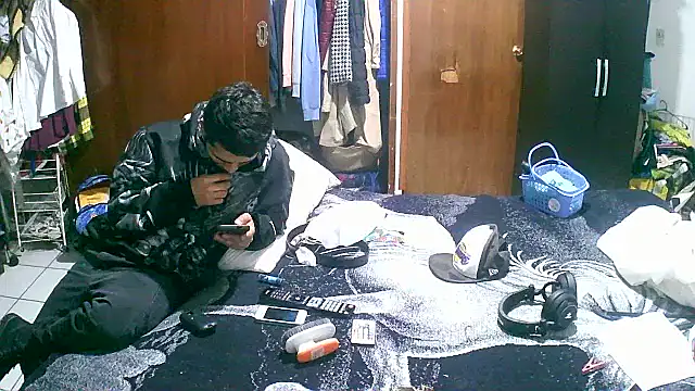 jperezofficial1 online show from September 19, 2025, 7:56 am