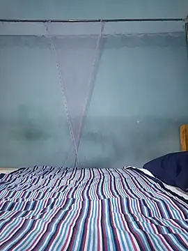 cocolicky online show from January 6, 2026, 9:46 am