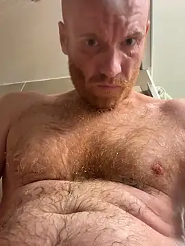 DaddysLilPuppet online show from April 16, 2026, 2:34 am