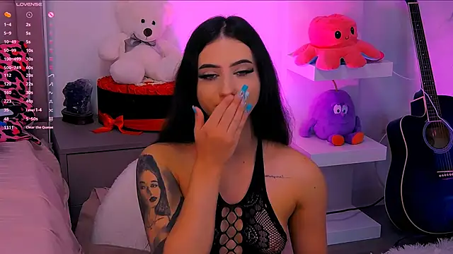 Snapshot of LaylaBrown chatting on September 14, 2025, 6:30 pm LaylaBrown online show from September 14, 2025, 6:30 pm