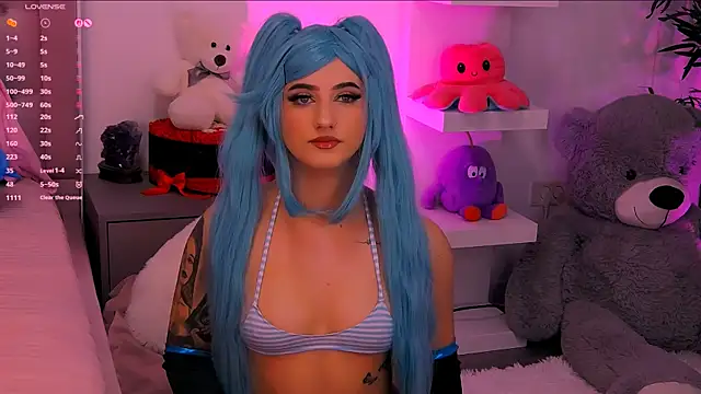 Snapshot of LaylaBrown chatting on October 6, 2025, 5:57 pm LaylaBrown online show from October 6, 2025, 5:57 pm
