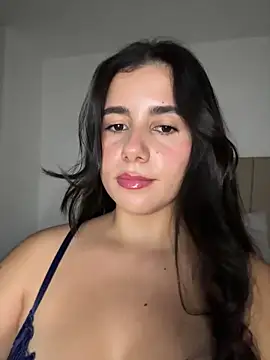 Natasha-28 online show from March 6, 2026, 2:06 am