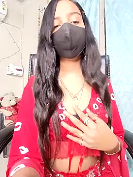 Snapshot of Parinaaz18 chatting on February 16, 2026, 12:53 am Parinaaz18 online show from February 16, 2026, 12:53 am