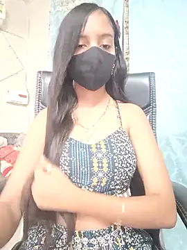 Parinaaz18 online show from November 4, 2025, 1:20 am