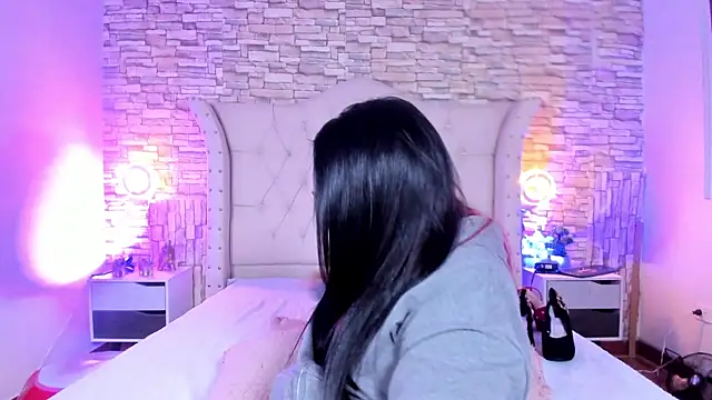 Gina Myers online show from February 25, 2026, 11:43 am