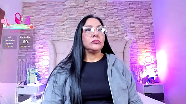 Gina Myers online show from November 28, 2025, 12:38 pm