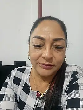 Gina Myers online show from April 9, 2026, 3:41 am