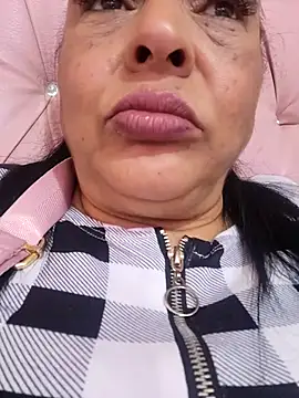 Gina Myers online show from December 3, 2025, 6:07 pm