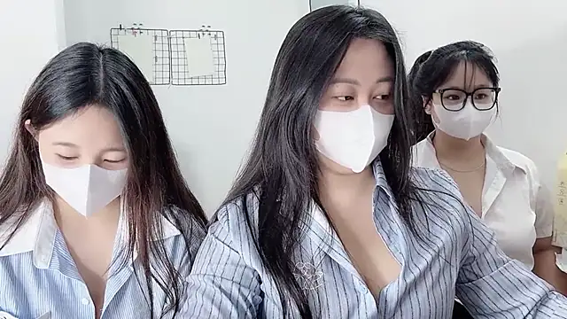 Bamboo Swetie online show from January 14, 2026, 4:21 pm