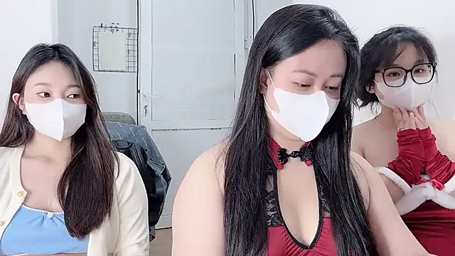 Snapshot of Bamboo_Swetie chatting on February 4, 2026, 2:56 pm Bamboo Swetie online show from February 4, 2026, 2:56 pm