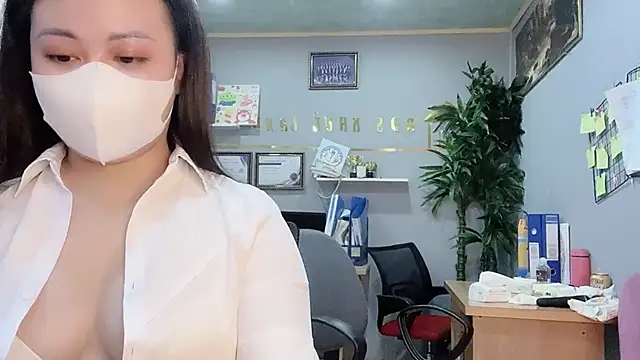 Snapshot of Bamboo_Swetie chatting on January 24, 2025, 6:14 am Bamboo Swetie online show from January 24, 2025, 6:14 am